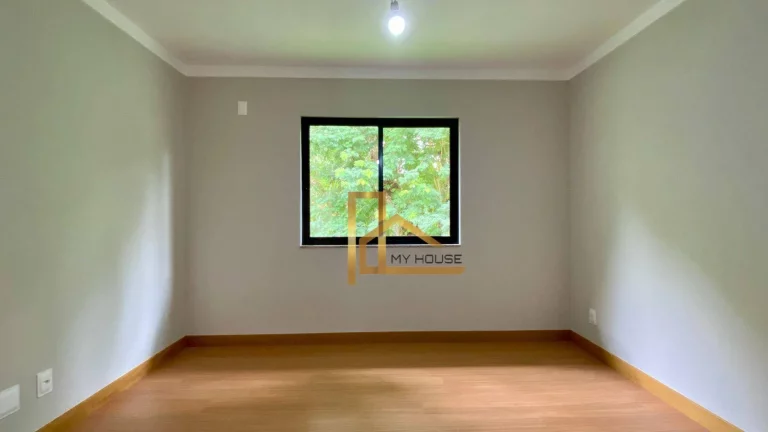 Imagem Casa 3 Quartos, 1 Suíte em Albuquerque, Teresópolis - Estilo e Conforto num verdadeiro Clube.