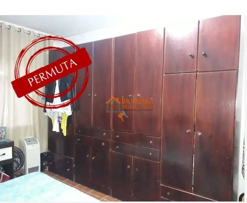 Imagem Sobrado com 4 dormitórios à venda, 125 m² por R$ 400.000,00 - Cidade Parque Brasília - Guarulhos/SP