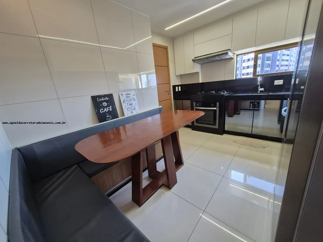 Imagem Apartamento para Venda em Natal, Lagoa Nova, 3 dormitórios, 3 suítes, 4 banheiros, 2 vagas