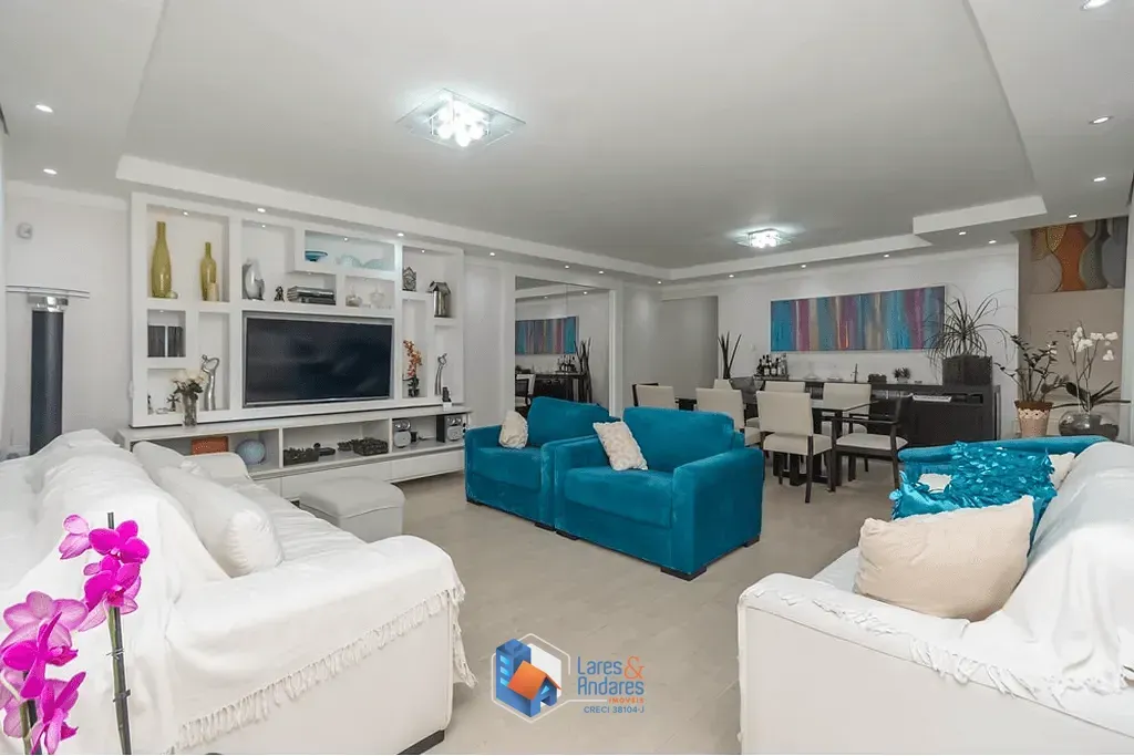 Foto do imóvel Casa à venda 3 Quartos 1 Suite 3 Vagas 174M² Imirim São Paulo - SP em Rua Evaristo Roque