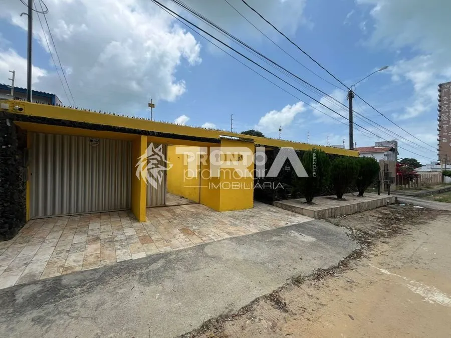 Imagem Casa de 4 quartos, 210m² no bairro Maria Farinha, em Paulista