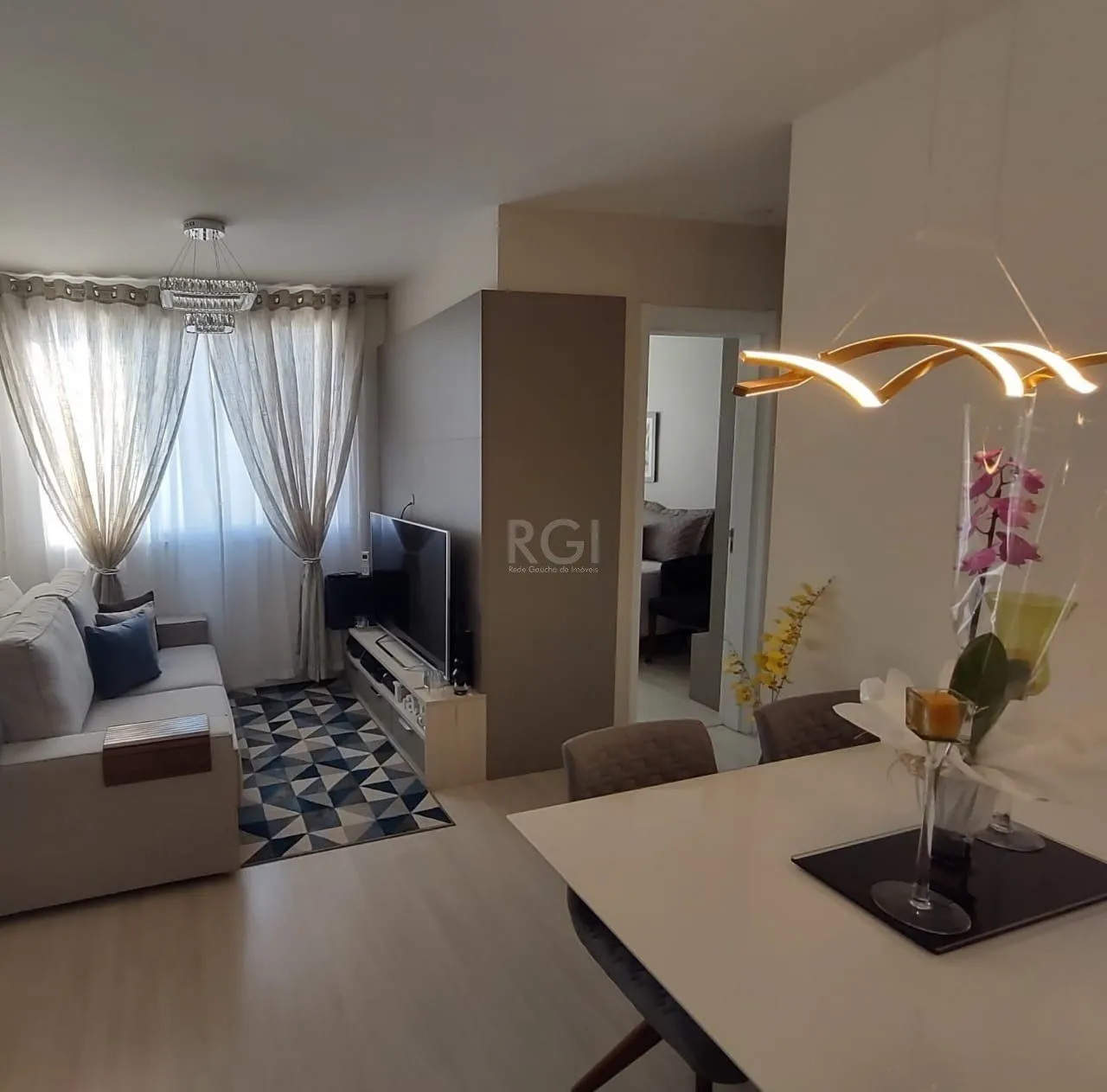 Imagem Apartamento para Venda - 48.32m², 2 dormitórios, 3 vagas - Jardim Itu