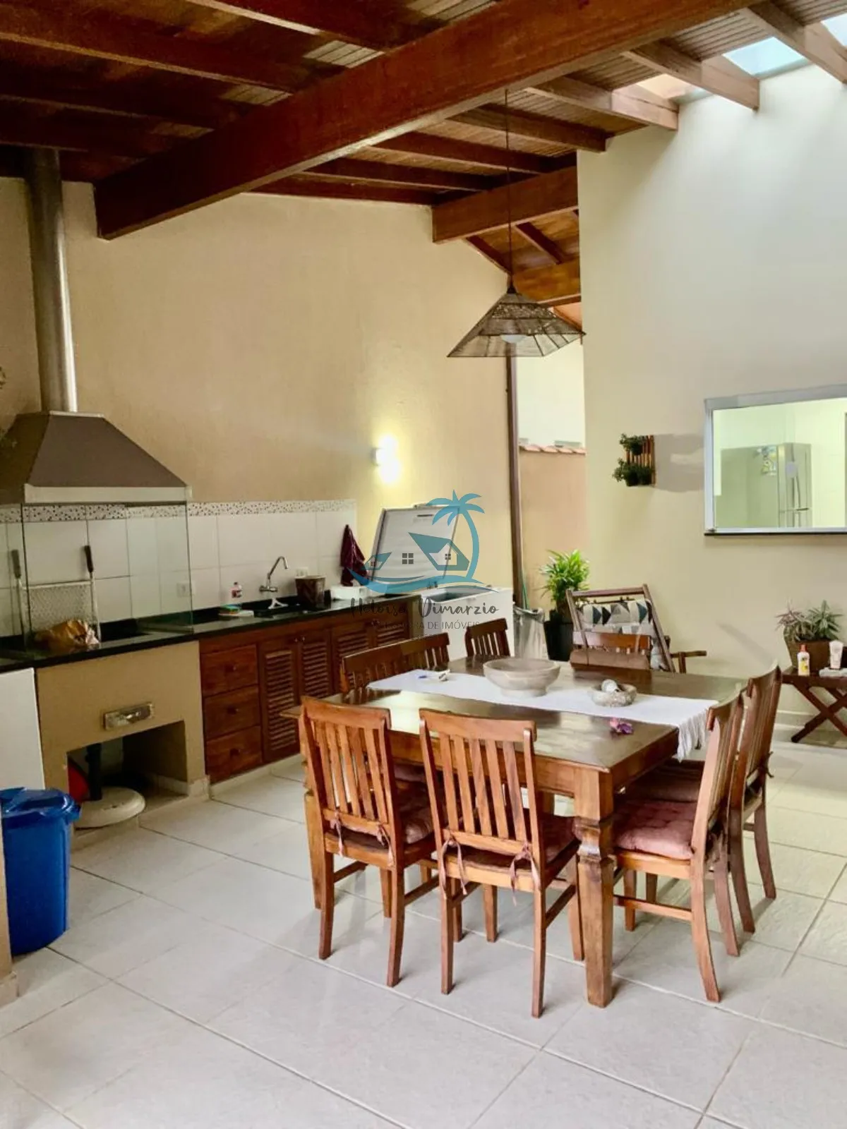 Imagem Magnífica casa com 4 suítes a venda nas Toninhas em Ubatuba