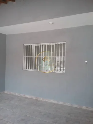 Imagem Casa Ampla, 3 Dormitórios ( 1 Suíte), 2 vagas, Dom Bosco, Sjc.