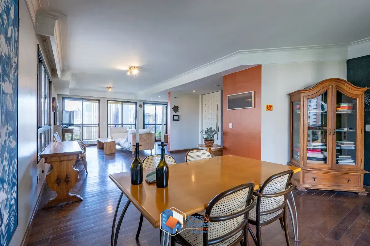 Imagem Apartamento para venda em Vila Suzana com 3 quartos, sendo 3 suítes, 220m²