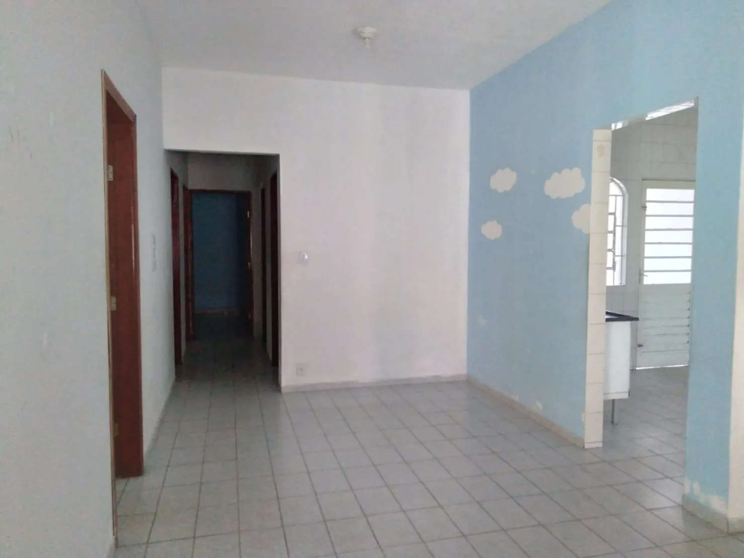 Imagem Casa à venda 4 Quartos, 3 Vagas, 252M², Jardim Carlota, Pindamonhangaba - SP