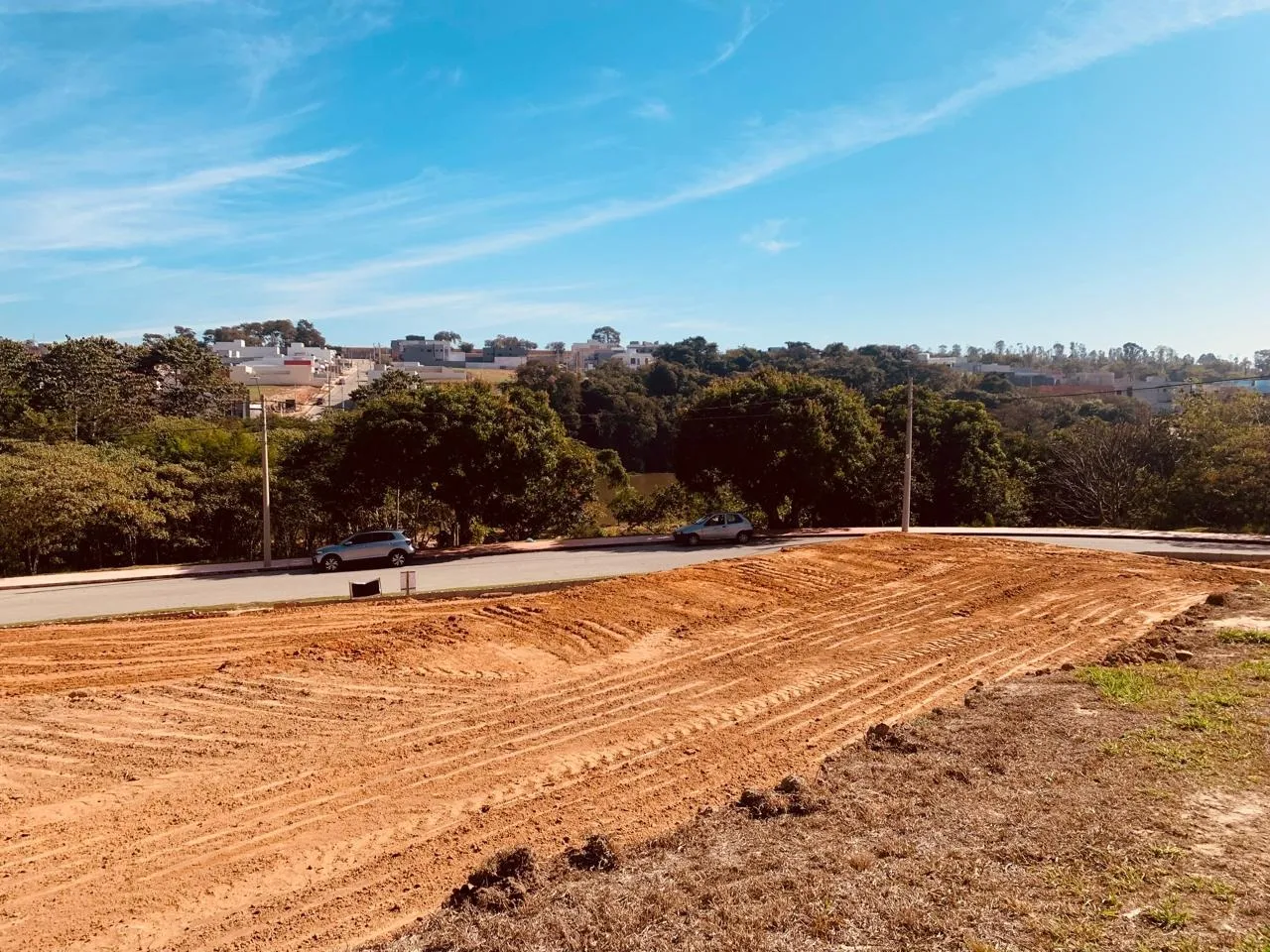 Imagem Terreno de 318m² no Residencial Jardim Helena Maria.
