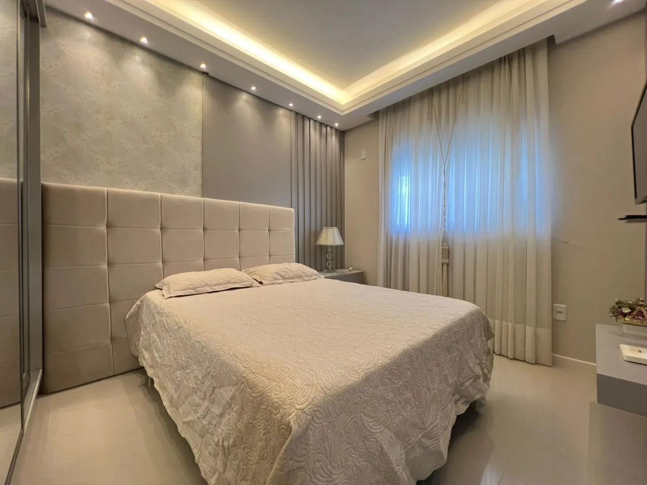 Imagem Apartamento com vista para o mar à venda com 148m2 por R$ 2.900.000,00