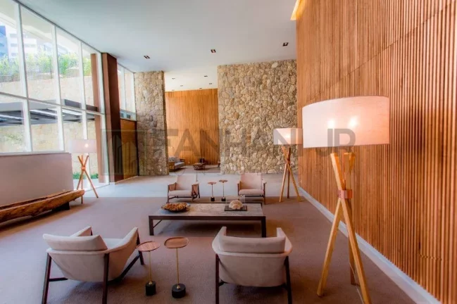 Imagem Descrição do imóvelVendo apartamento na Rua dr. Mário Ferraz. Apartamento à venda na região do Jardim Europa e Itaim Bibi, 200 m² de área útil com am