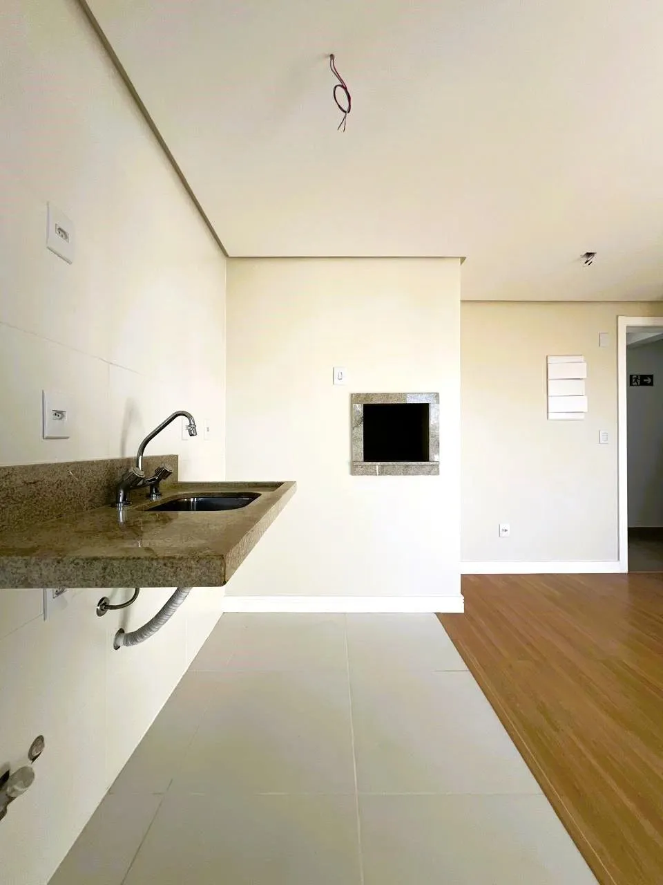Imagem Apartamento 1 dormitório com vaga no Mont´t Serrat