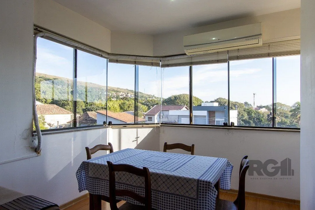 Imagem Cobertura para venda, 167m², 3 dormitórios, Nonoai
