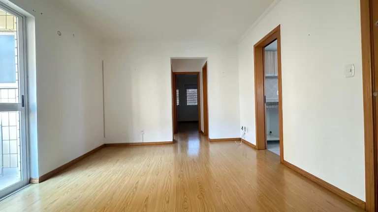 Imagem Apartamento 1 quarto sendo 1 suíte para venda no bairro Interlagos em Caxias do Sul