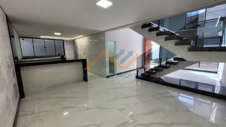 Imagem Casa duplex no bairro Tiradentes em Ipatinga
