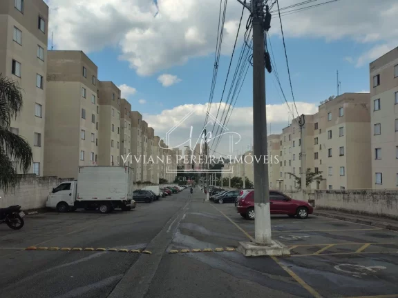 Imagem Apartamento à venda em Carapicuíba-SP, Jardim Helena: 2 quartos, 1 sala, 1 banheiro, 1 vaga de garagem. Confira!