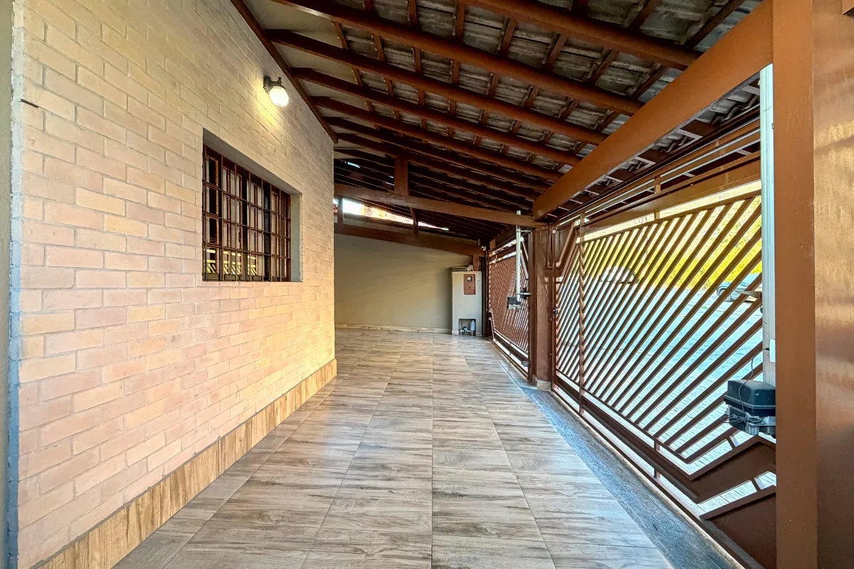 Imagem Casa de vila para venda em Centro com 4 quartos, sendo 2 suítes, 257m2