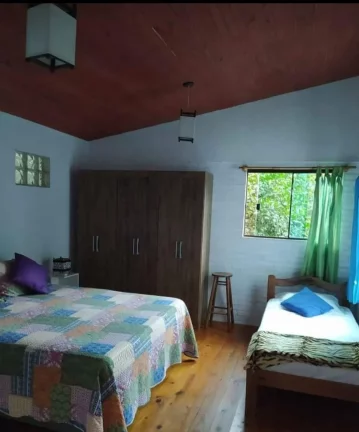 Imagem Casa com Vista para o Mar em Garopaba-SC: 3 Dorms, 2 Suítes, 250m², no Bairro Macacu