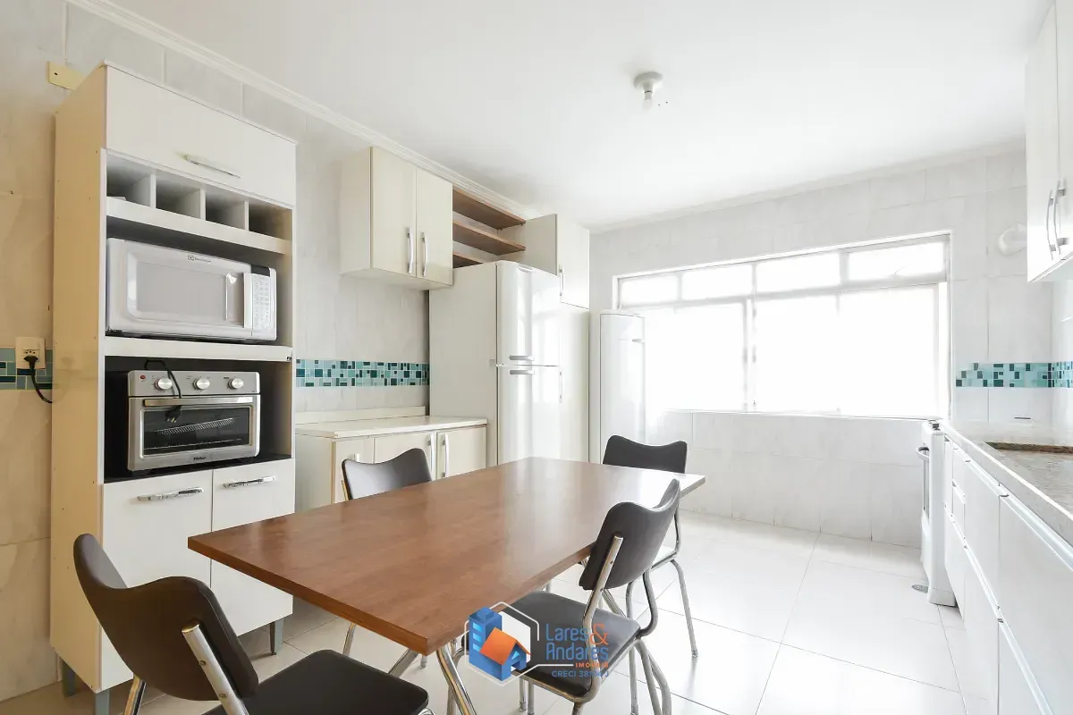Imagem Casa para venda em Vila Monumento com 8 quartos, 200m²