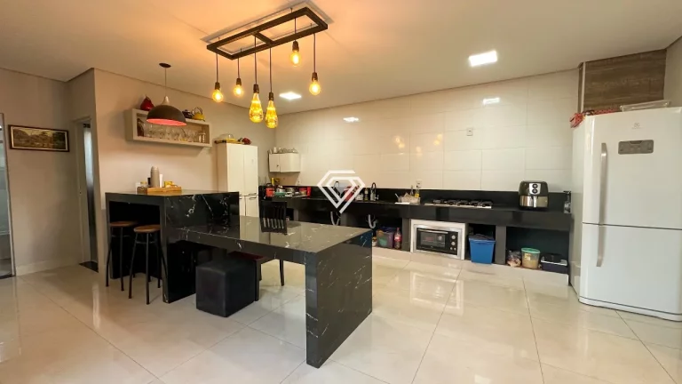 Imagem Sobrado 02 Suítes 273m² na 1503 Sul