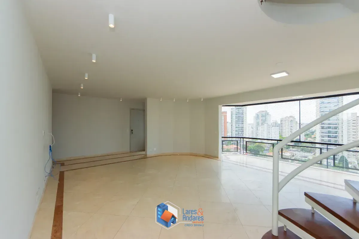 Imagem Cobertura para venda em Vila Congonhas com 3 quartos, sendo 1 suíte, 238m²