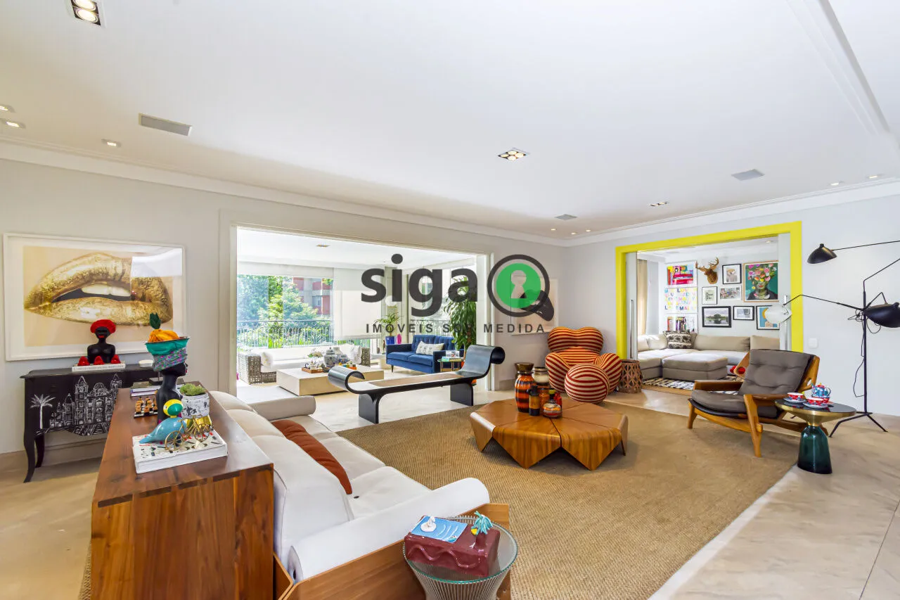 Imagem Apartamento a venda em MOEMA com 4 quartos