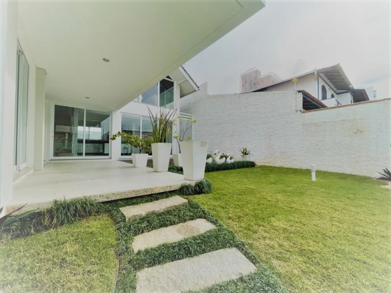 Imagem Casa com 3 quartos, 387m2, à venda em Balneário Piçarras, Centro