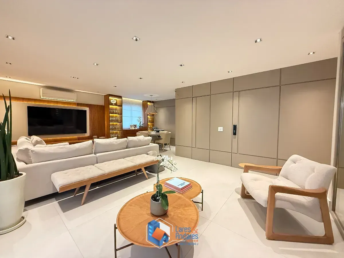 Imagem Apartamento para venda em Brooklin Novo com 3 quartos, sendo 3 suítes, 200m²