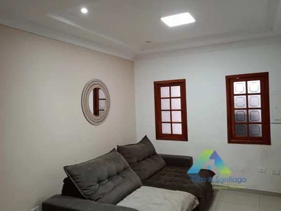 Foto do imóvel Casa para venda com 2 dormitórios, 1 suíte e 2 banheiros na Vila das Mercês!!