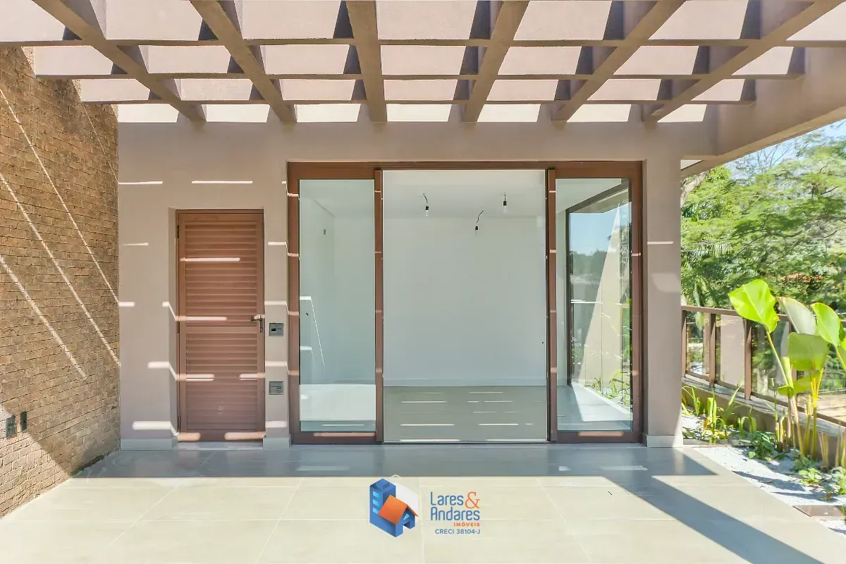 Imagem Casa no condomínio Condomínio Casa Flora Badra para venda com 4 quartos, sendo 4 suítes, 620m²