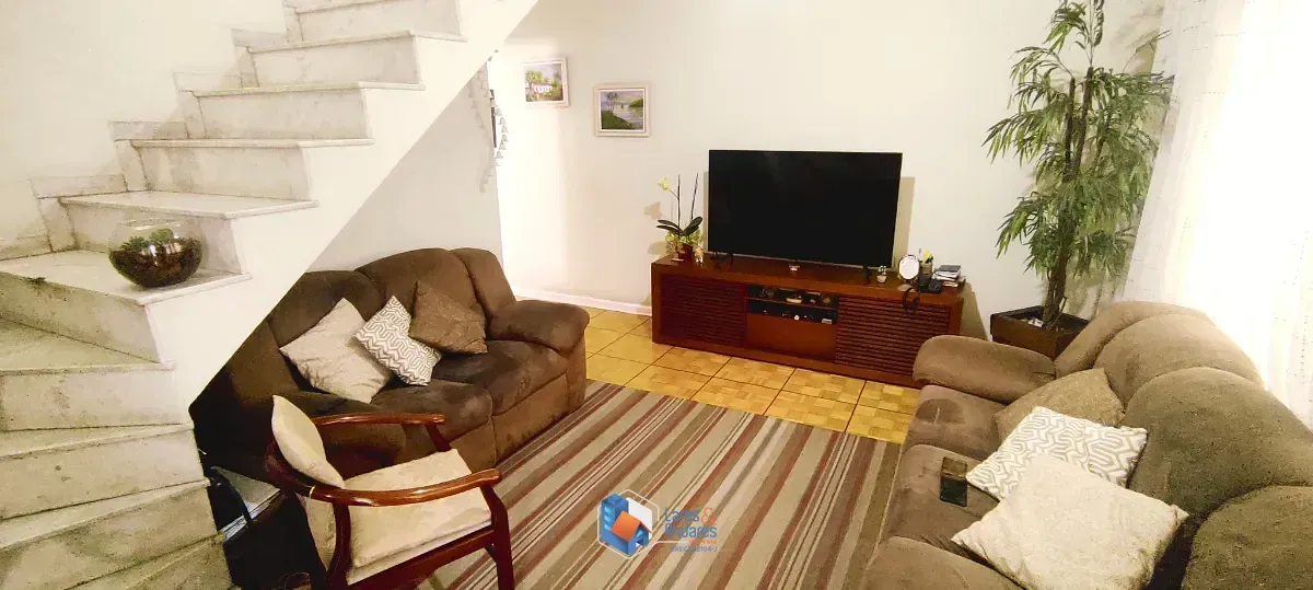 Imagem Sobrado para venda em Lauzane Paulista com 2 quartos, 216m²