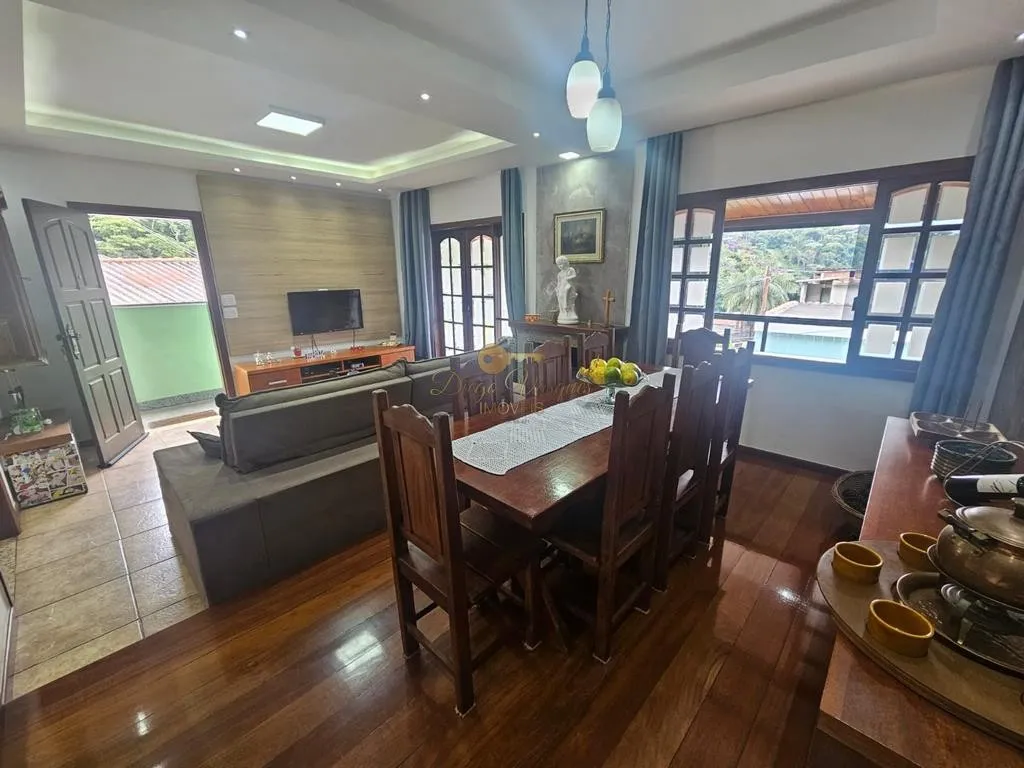 Imagem Casa para Venda em Teresópolis / RJ no bairro Caleme