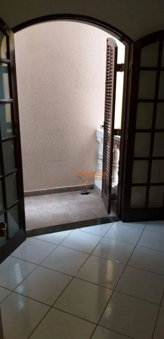 Imagem Casa com 3 dormitórios à venda, 220 m² por R$ 650.000,00 - Parque Continental II - Guarulhos/SP