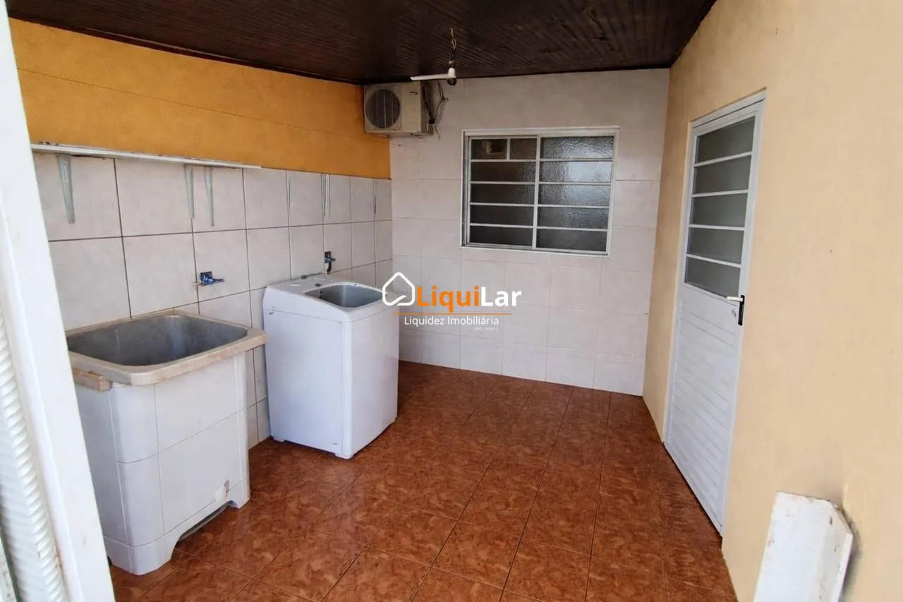 Imagem Casa à Venda no Coophavila II | 3 Quartos, Planejados e Amplo Quintal