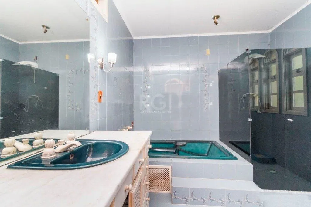 Imagem Casa para Venda - 279.1m², 4 dormitórios, sendo 1 suites, 5 vagas - Vila Nova