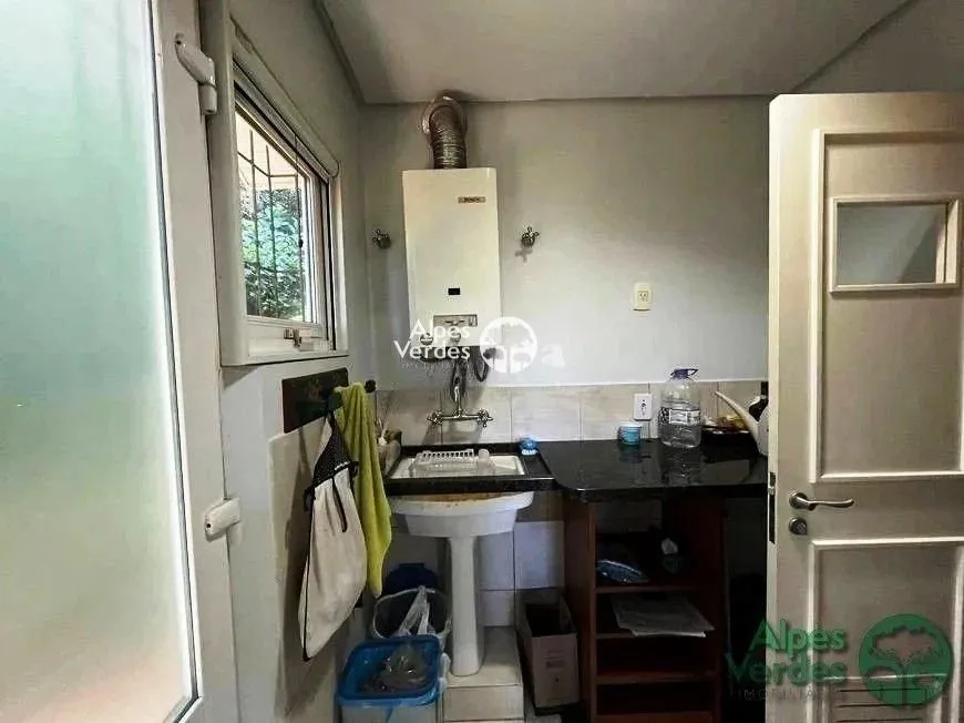 Imagem Casa com 2 quartos, 121,00m2, à venda em Canela, Palace Hotel