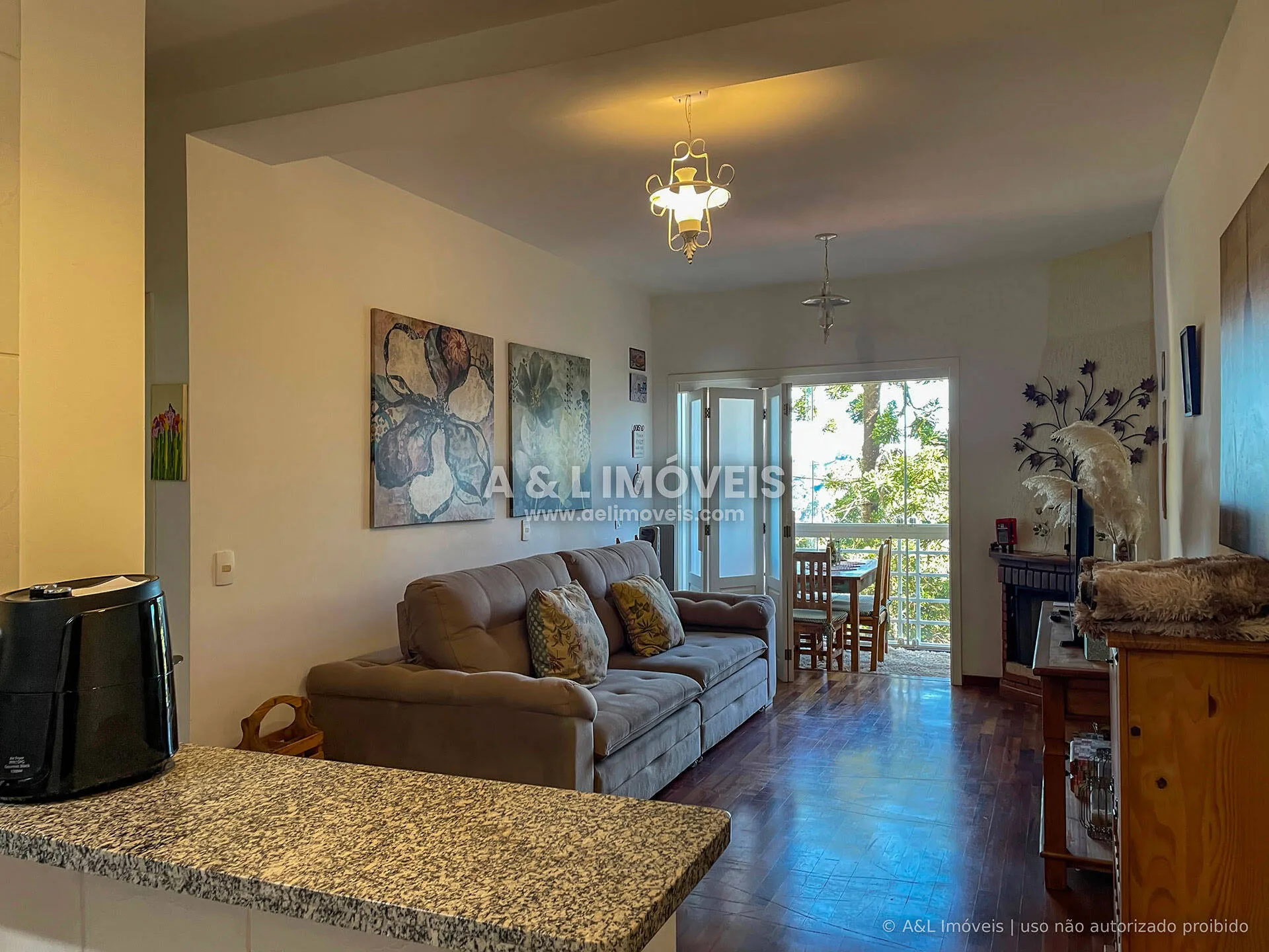 Imagem Apartamento 74,82 m² em Campos do Jordão | Lareira | Vista Verde