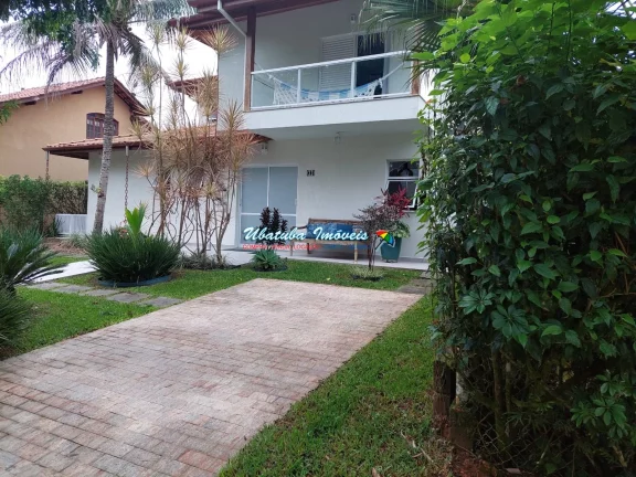 Imagem Excelente casa em condomínio fechado com 04 dormitórios