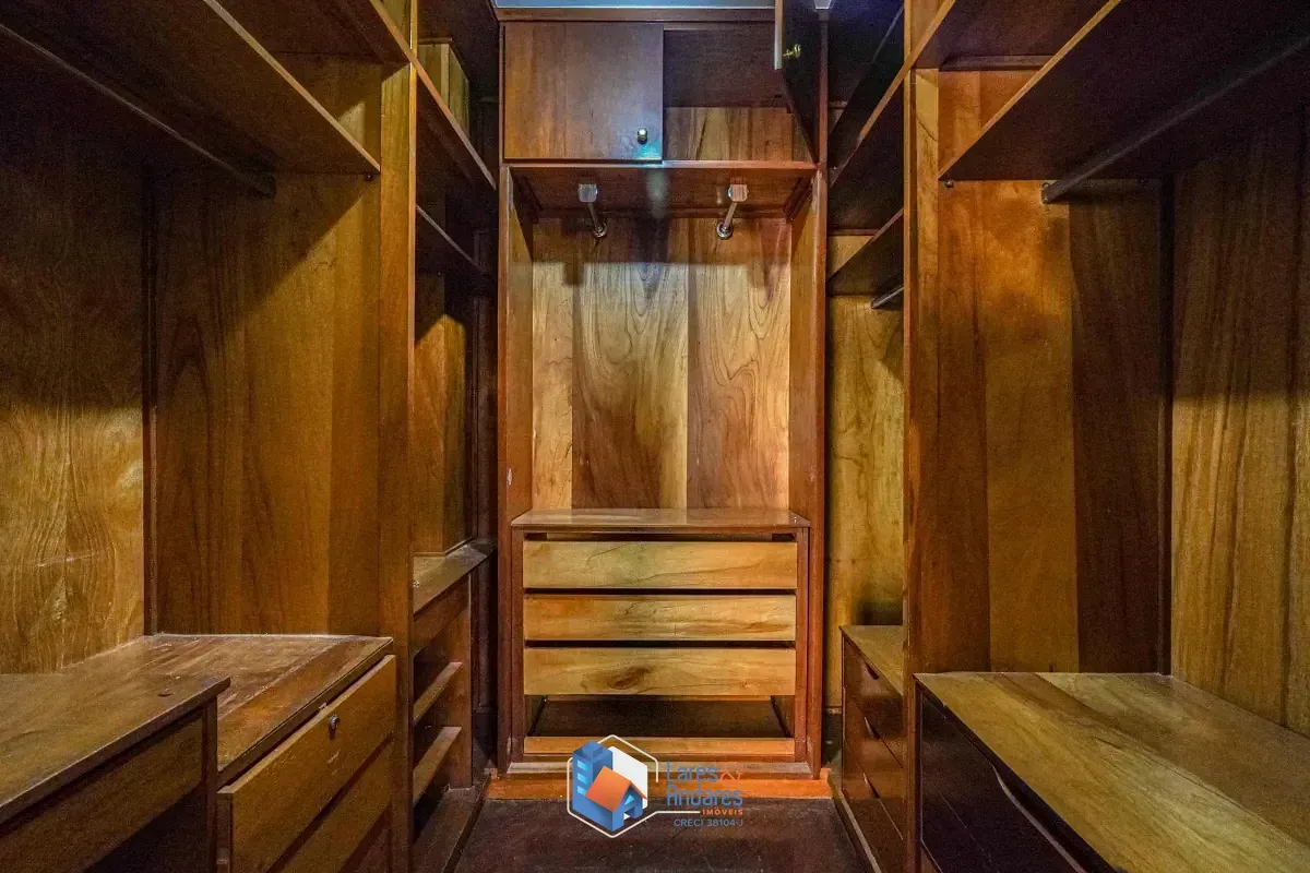 Imagem Apartamento para venda em Moema com 3 quartos, sendo 1 suíte, 142m²
