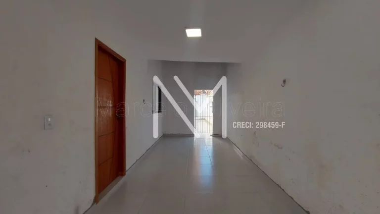 Imagem Casa Térrea à Venda 3 Quartos 1 Suíte 130m² - Bairro Bosque dos Eucaliptos