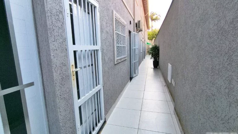 Imagem CASA COM 57 m² - MIRIM - PRAIA GRANDE SP