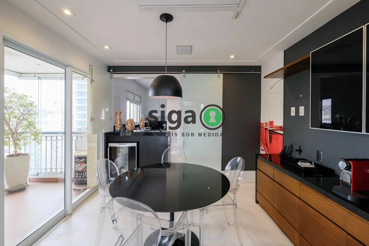 Imagem ITAIM BIBI: LUXO! 294/M², 03 SUÍTES, 05 VAGAS , LOCAÇÃO MOBILIADO.