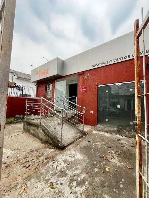 Imagem Casa Comercial para Aluguel no Bairro São João - Porto Alegre- 150m²,