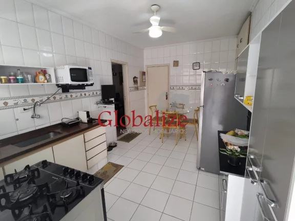 Imagem EXCELENTE APARTAMENTO DE 2 DORMITÓRIOS COM SUÍTE E DEPENDÊNCIA DE EMPRE E 2 VAGAS ESCRITURADAS NO BOQUEIRÃO EM SANTOS (SP) POR R$.735.000,00