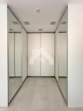 Imagem Casa de Condomínio em Alphaville - Santana de Parnaíba, SP