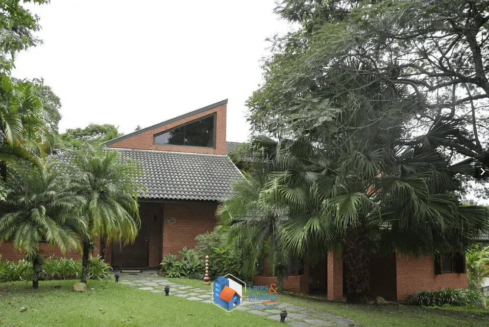 Foto do imóvel Casa Alto Padrão Forest Hill, Jardim do Golf I, Jandira, SP em Alameda Epiceia