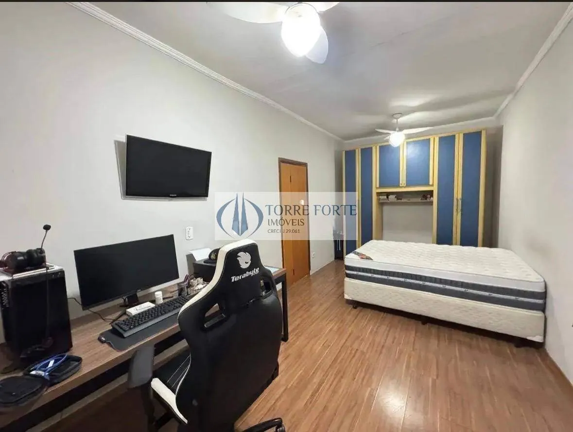 Imagem Linda Casa com 4 dormitorios 3 banheiros 2 vagas em Itaquera.