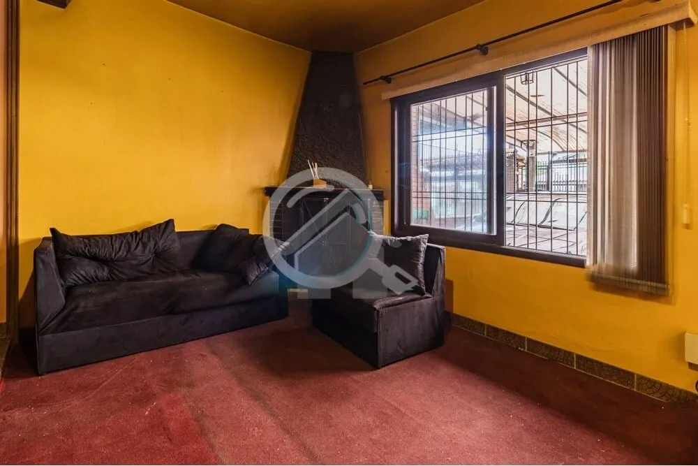 Imagem Descubra seu novo lar nesta magnífica casa à venda situada na tranquila Travessa Kuluene, no bairr...