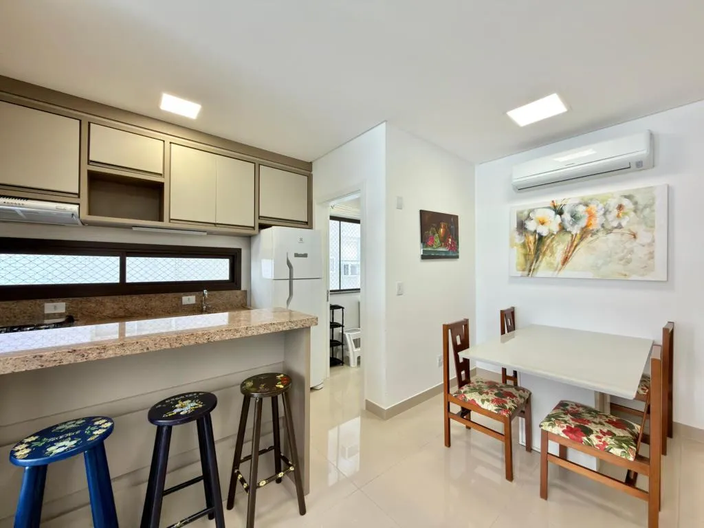 Imagem Apartamento 3 Dormitórios - Bairro Navegantes