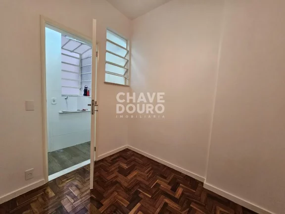 Imagem Apartamento de 1 quarto + 1 dependência próximo à Faculdade totalmente reformado!