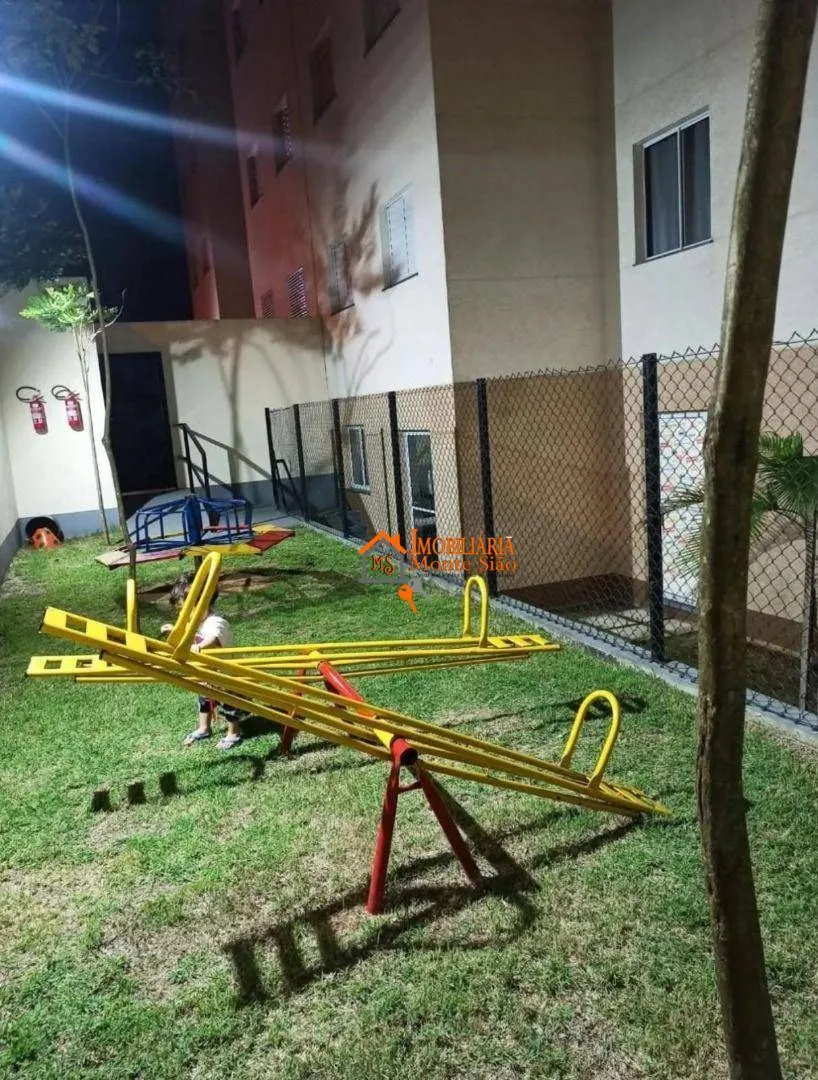 Imagem Apartamento com 2 dormitórios à venda, 41 m² por R$ 250.000,00 - Vila Nova Bonsucesso - Guarulhos/SP