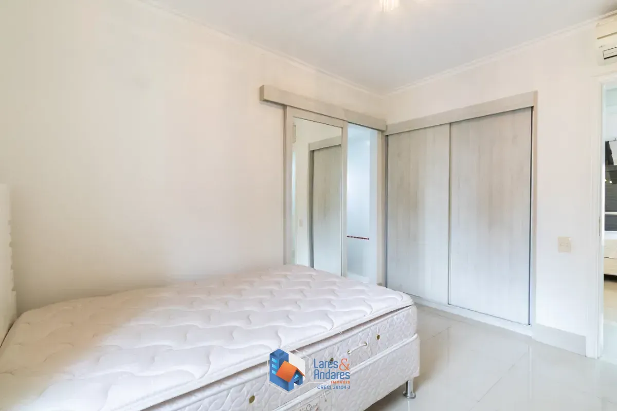 Imagem Apartamento para venda em Moema com 3 quartos, sendo 3 suítes, 150m²